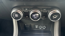 Renault Captur 1.6 E-Tech full hybrid 145 Rive Gauche 5dr Auto Hybrid Hatchback